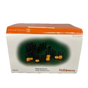 Department 56 Village Halloween Fence, 56.52702 Pumpkins with black cat NICE!